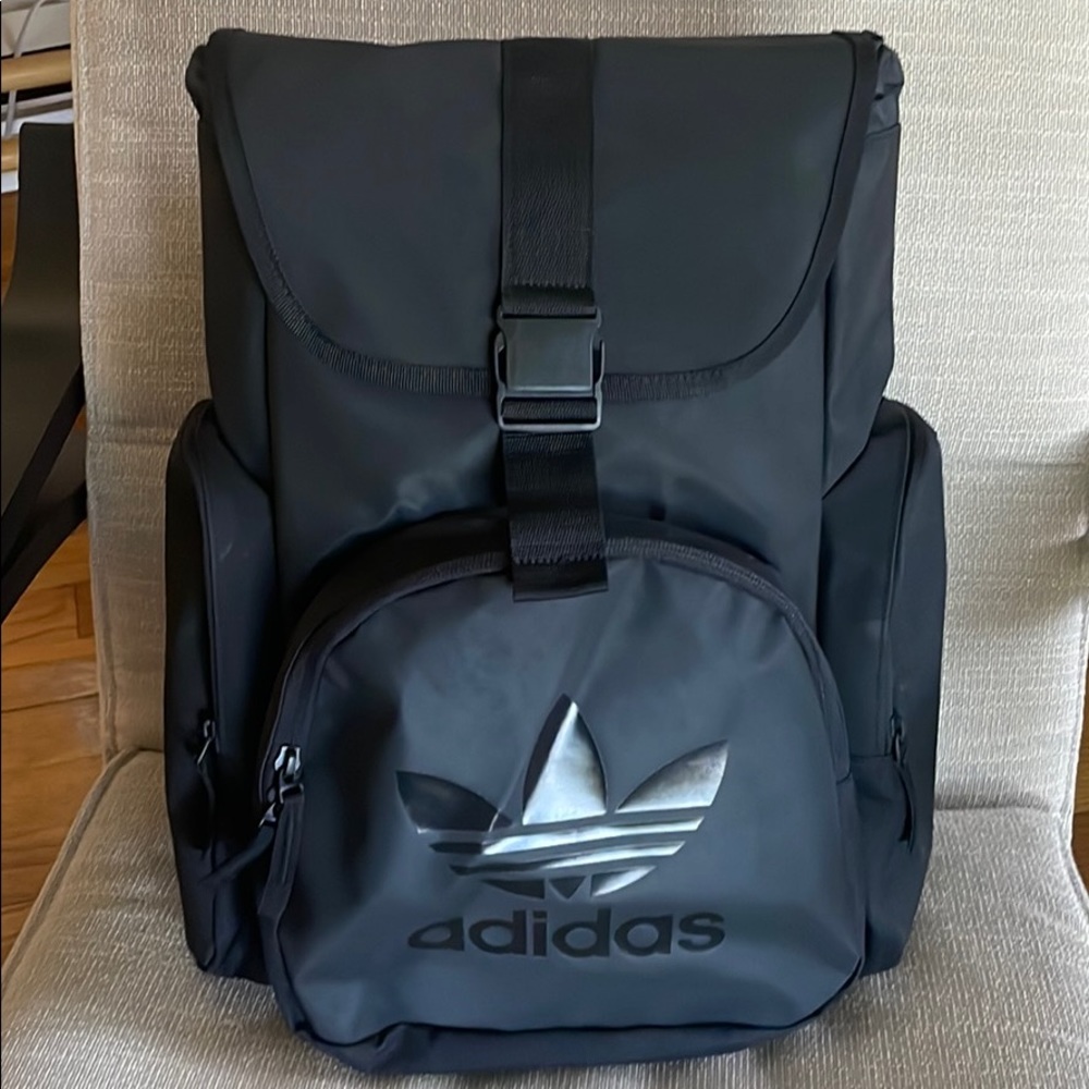 🆕Adidas Backpack